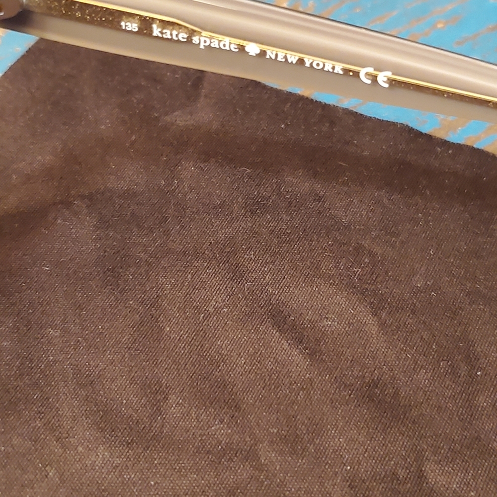 Kate Spade - Picture 3 of 6